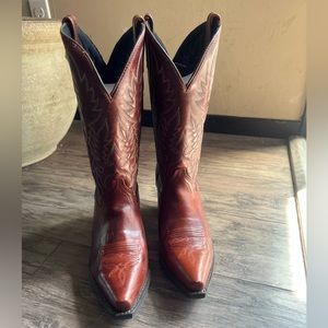 Ladies western cowboy boots